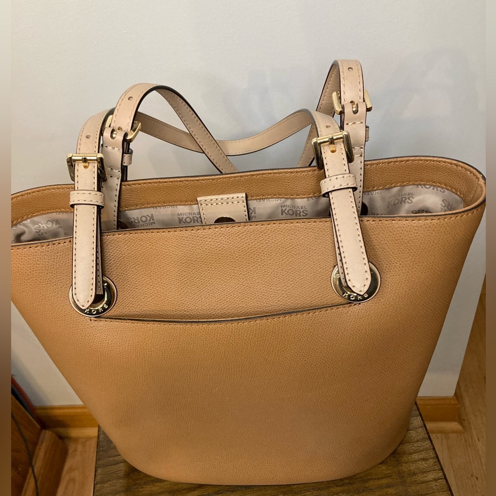 Michael Kors Tan bag
